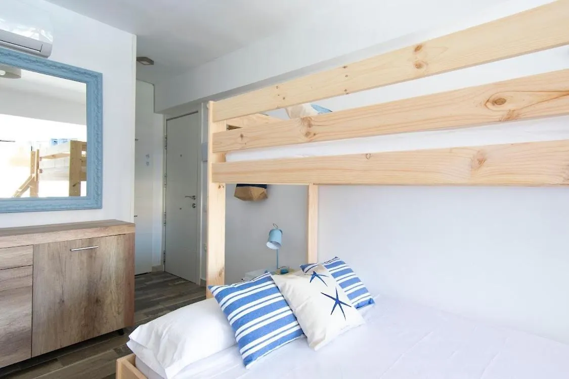 Apartbeach La Brisa Y Frente Playa La Pineda Apartment