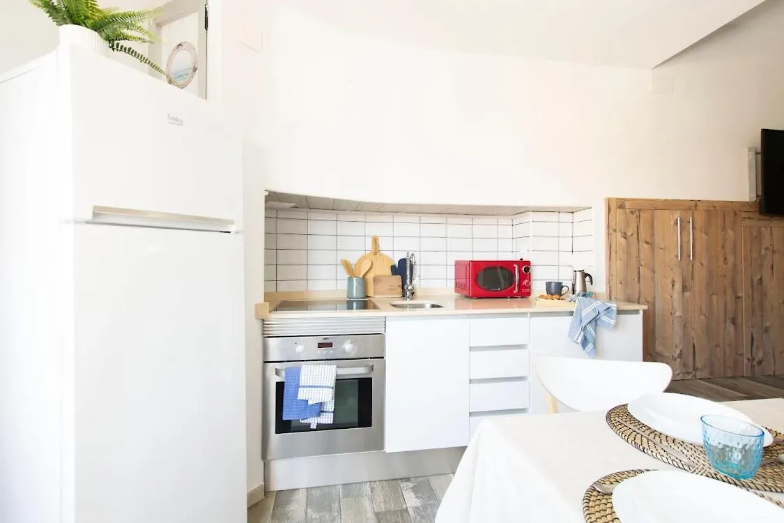 Apartbeach La Brisa Y Frente Playa La Pineda Apartment